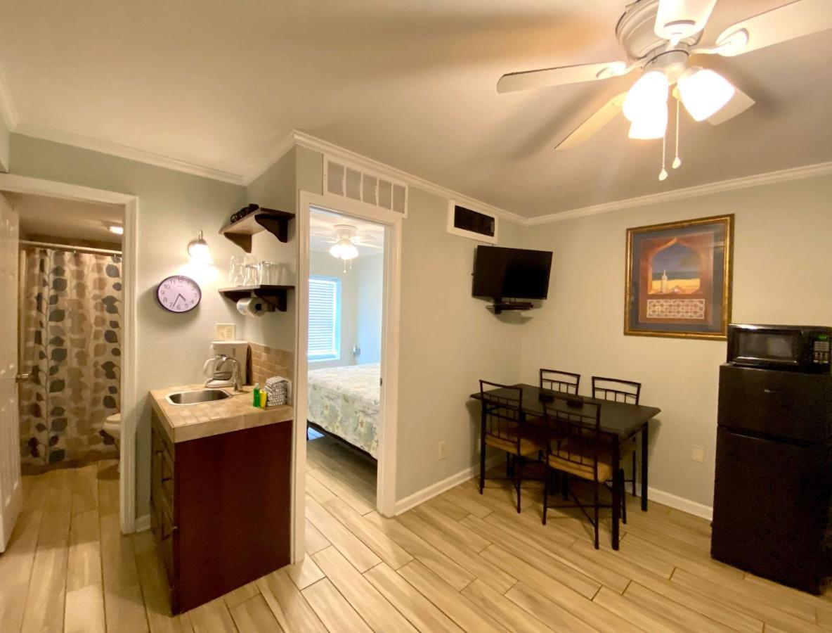 Beachview 216 By Albvr - Studio In The Heart Of It All, Just Steps To The Beach And Hangout! Gulf Shores Exteriör bild